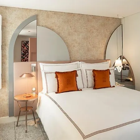 Vignette Collection Convent Square By Ihg