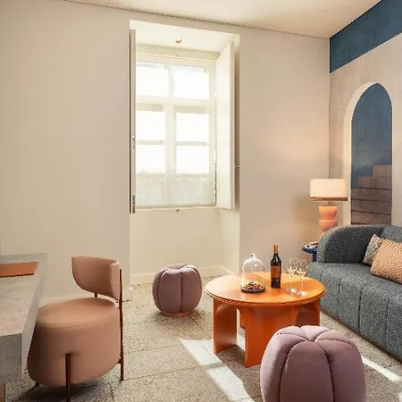 Готель Vignette Collection Convent Square By Ihg 4*