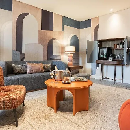 Vignette Collection Convent Square By Ihg Готель