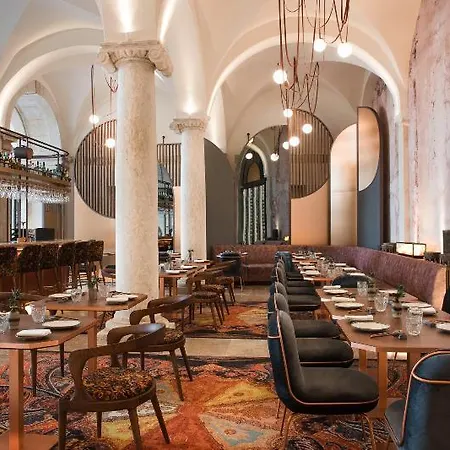 Hotel Vignette Collection Convent Square By Ihg Lisbon