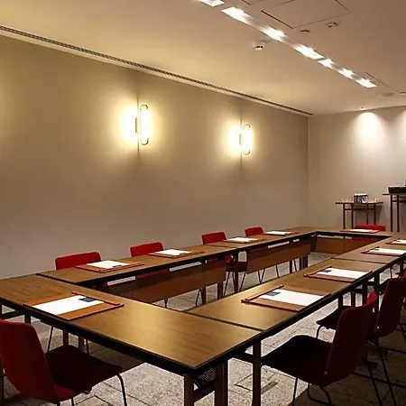 Vignette Collection Convent Square By Ihg Hotel 4*