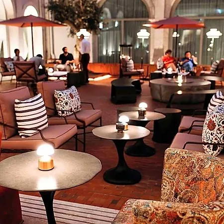 Hotel Vignette Collection Convent Square By Ihg