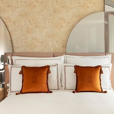 Vignette Collection Convent Square By Ihg Hotel 4*