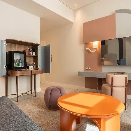Hotel Vignette Collection Convent Square By Ihg