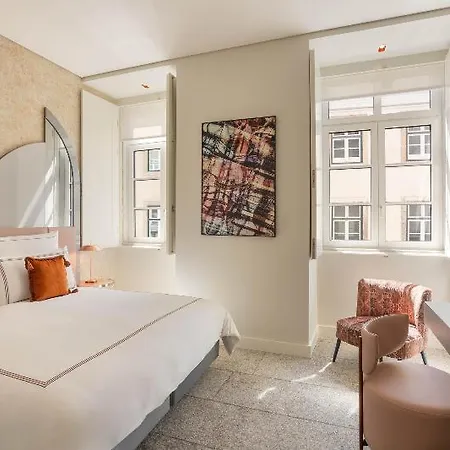 Vignette Collection Convent Square By Ihg